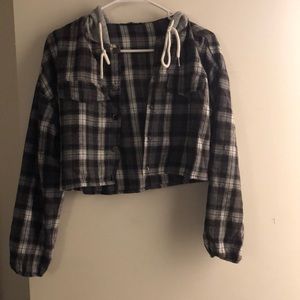 cropped long sleeve plaid button up hoodie